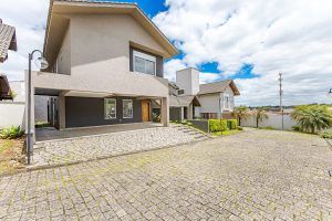 casa em consominio a venda em Santa Felicidade